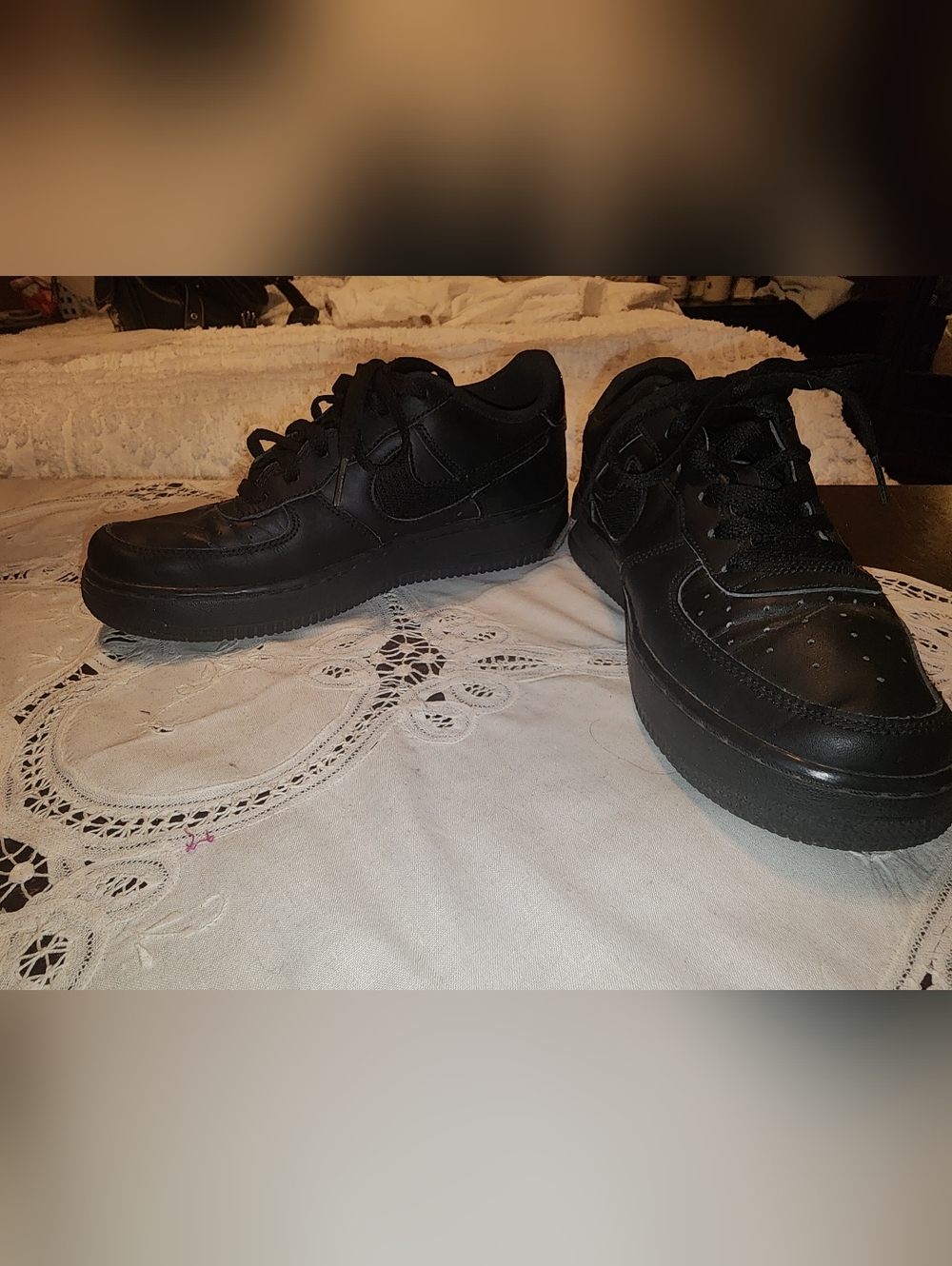 Nike Black Air Force 1, 6Y/ 7.5 W Low-Top Athletic Sneakers - Picture 8 of 10